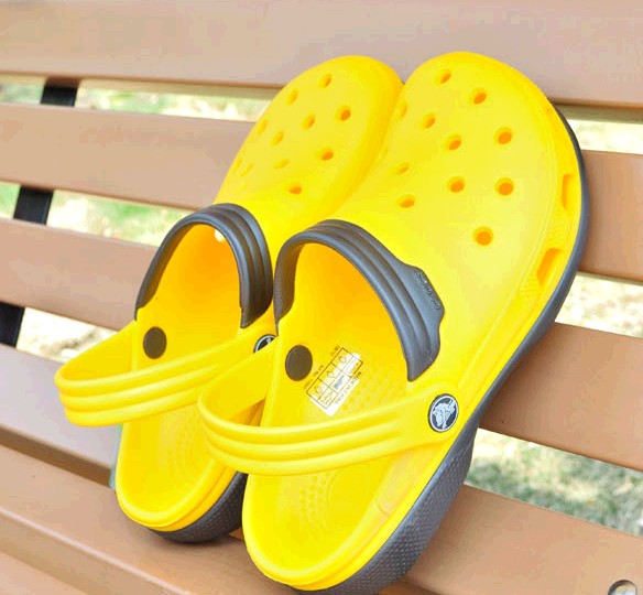 专柜正品<em>crocs 洞洞鞋 女款</em> 男款 中性款 数量有