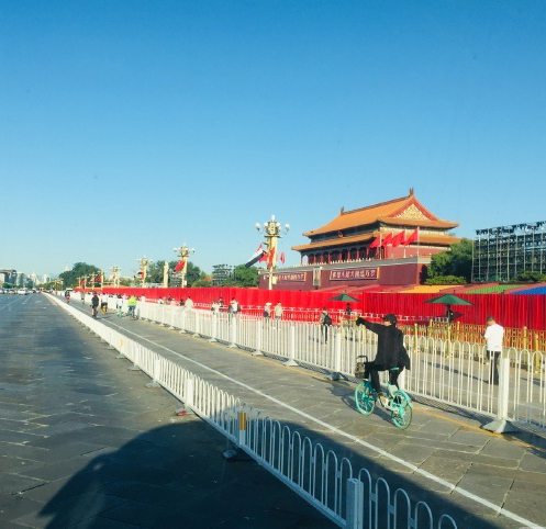 �����ǰ�����־�����